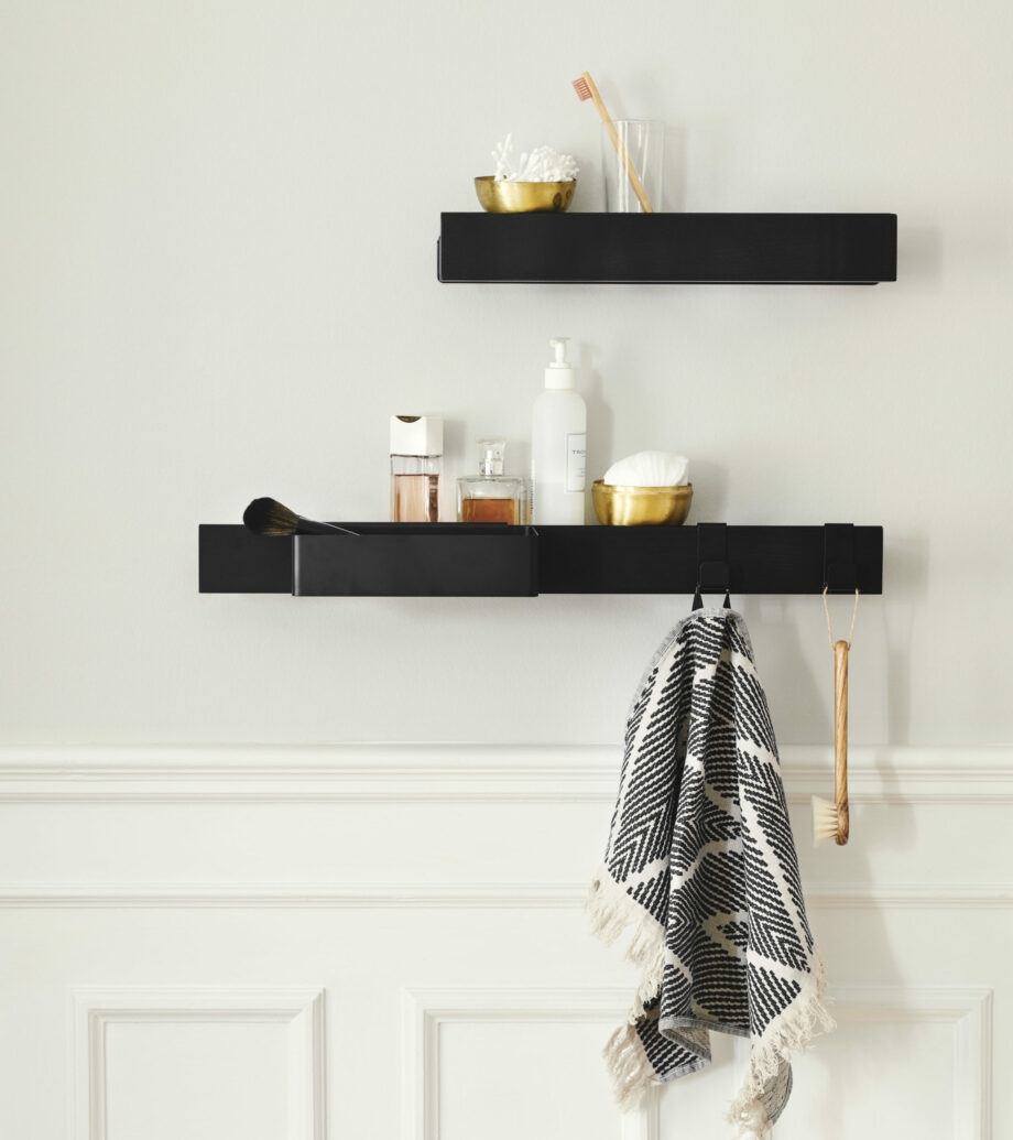 Zwarte Flex systeem in badkamer opbergsysteem gejst design