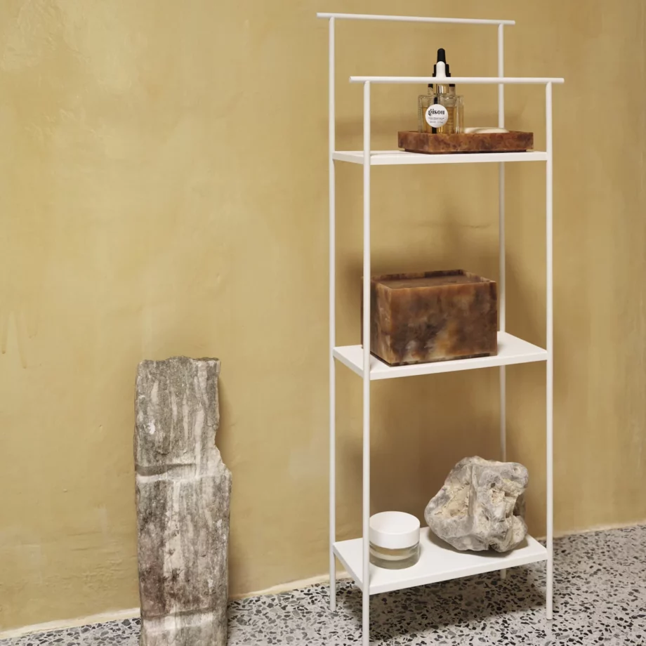 ferm-living-dora-shelving-unit-wit-badkamer