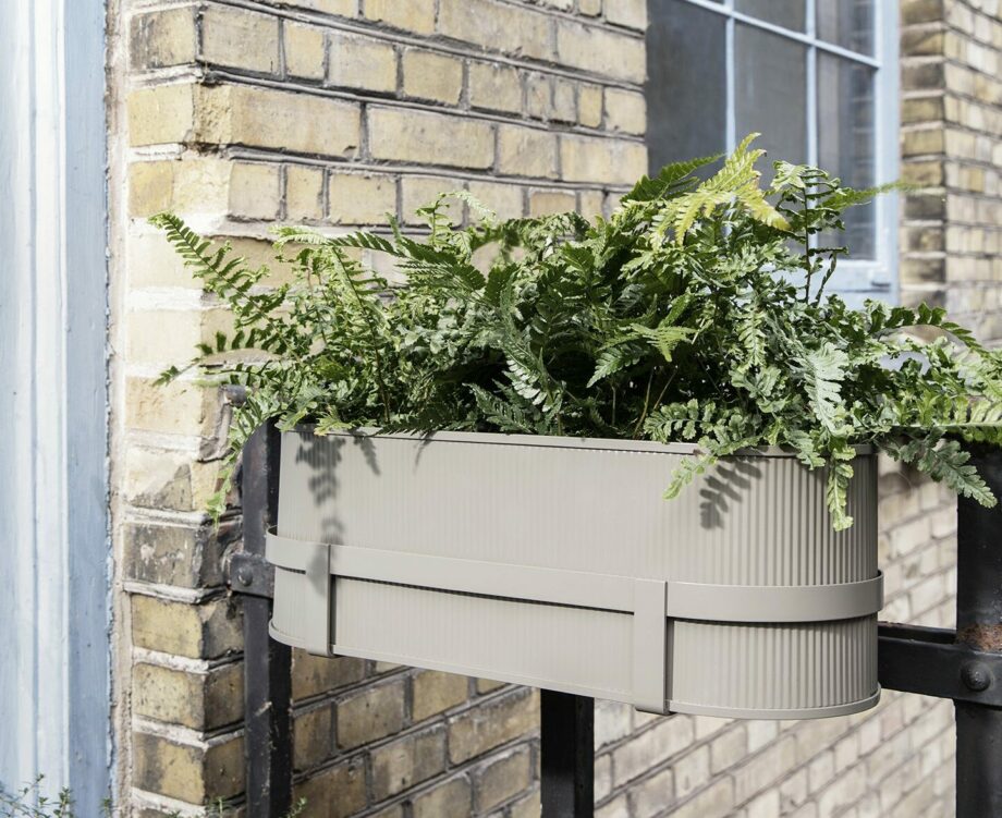 Bau Balcony box Ferm Living balkonbak warm cashmere