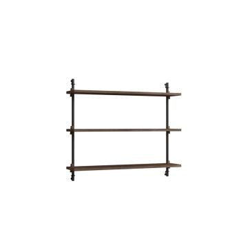 MOEBE Wall Shelving 65.1 – stijlvol wandrek met drie gerookt eikenhouten planken en zwart metalen beugels. Scandinavisch design met een luxe en minimalistische uitstraling, ideaal voor moderne interieurs.