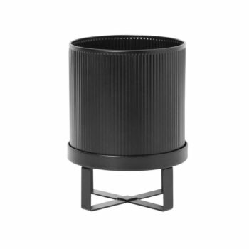bau-pot-BLOEMPOT-small-zwart-staal-ferm-living