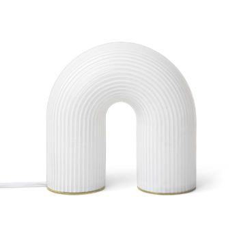 Ferm Living Vuelta tafellamp wit opaalglas boog