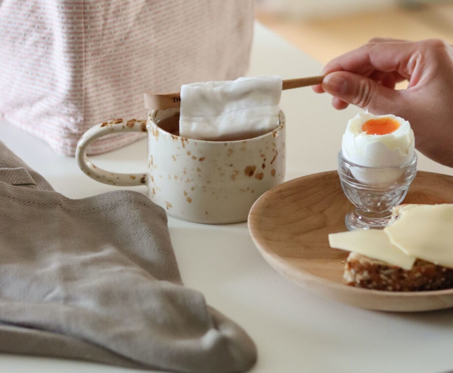 The Organic-company-Tea-Bag-Set-herbruikbare-wasbare-theezakjes ontbijttafel