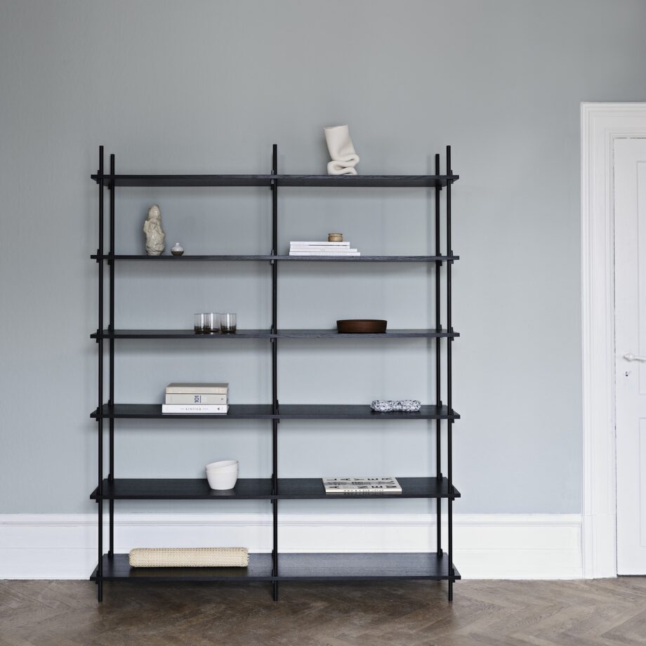 MOEBE boekenkast met zwarte planken Shelving System