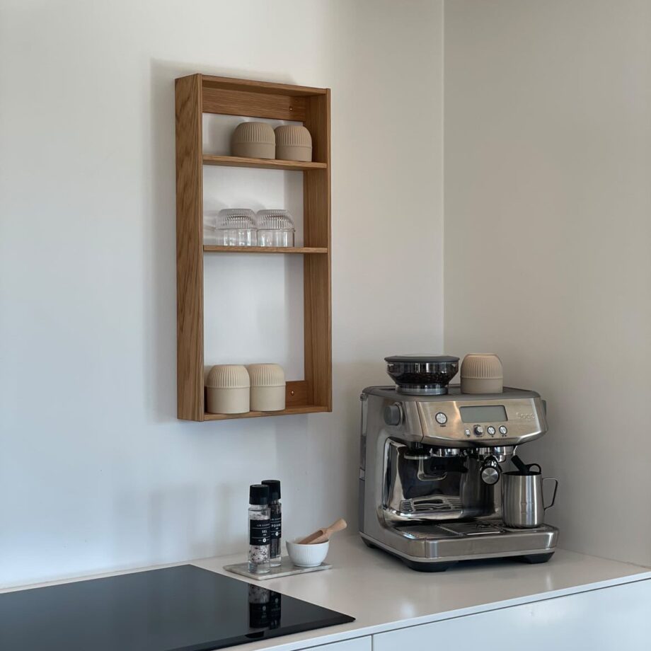 Threesquare keukenplank kopjes koffiezetapparaat