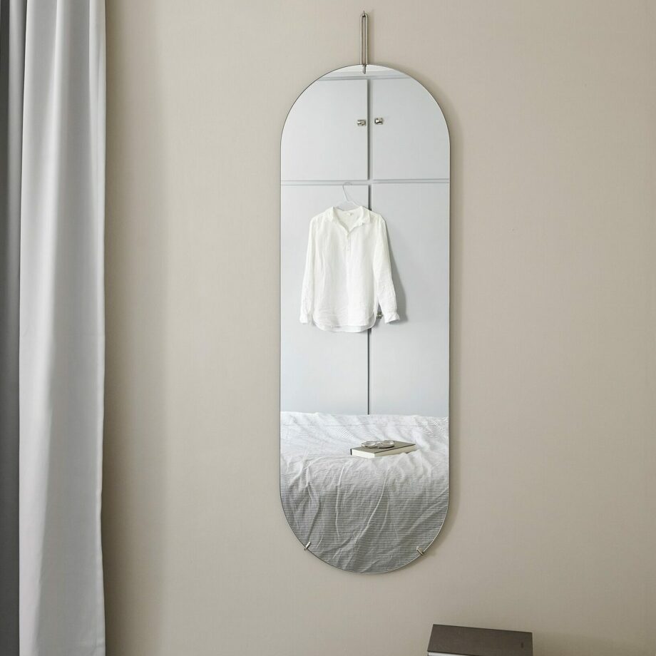 Moebe hoge passpiegel Tall mirror voor slaapkamer