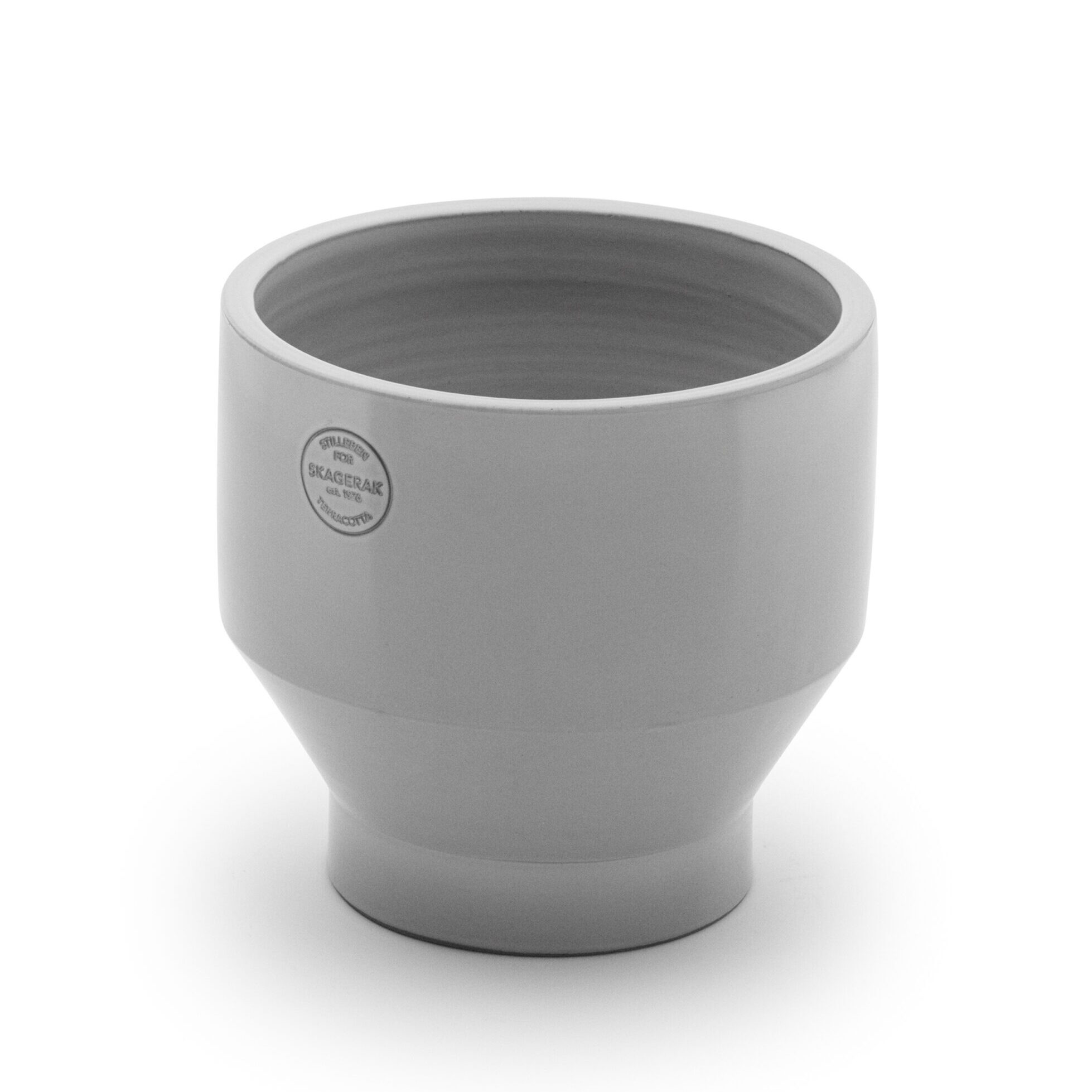 Stijlvolle Licht grijze Edge bloempot met een diameter van 25 cm van Fritz Hansen Skagerak