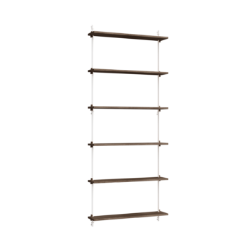 MOEBE Wall Shelving wandrek met 6 planken van donkerbruin gerookt eikenhout en wit metalen staanders.