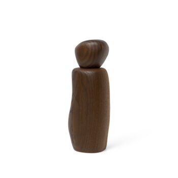 Ferm Living Pepple grinder zout en pepermolen donkerbruin organische voorm