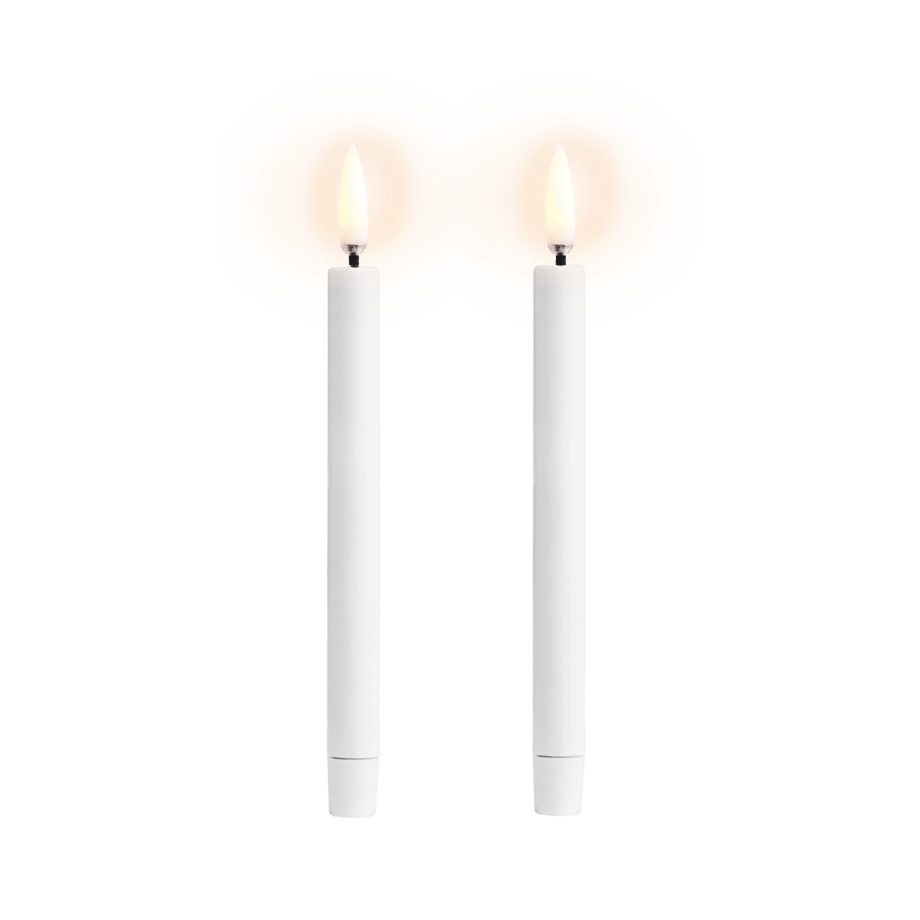 Uyuni Lighting kleine dunne LED kaarsen in wit wax set van 2 stuks