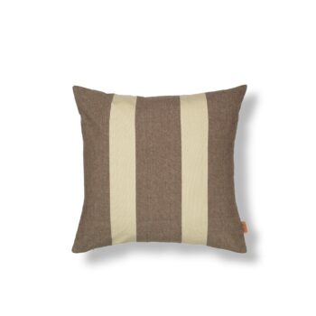 Ferm Living outdoor kussen Strand Carob Brown Parchment