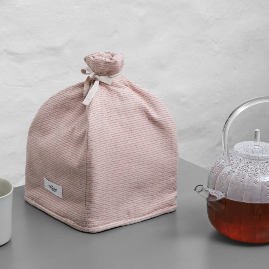 The Organic Company theemuts oud roze rose tea cosy