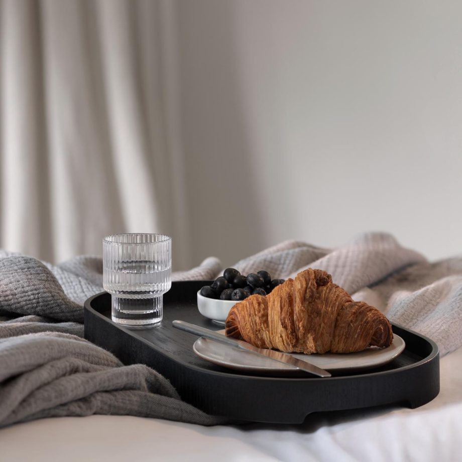 Ekta Living Wood Tray - Luxe Zwart Ovaal Houten Dienblad voor Ontbijt op Bed