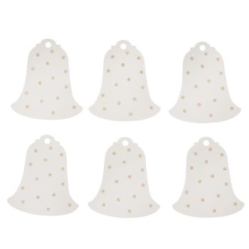 Set van zes off-white gift tags in de vorm van kerstbellen met gouden stippen, perfect voor feestelijke cadeauverpakkingen.