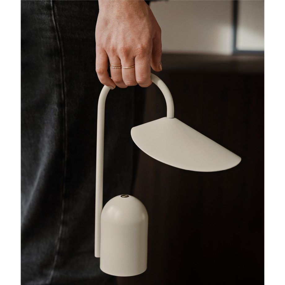 Ferm Living – Arum Portable tafellamp LED oplaadbaar