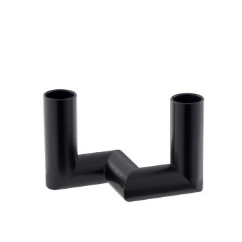 Uyuni Lighting Matrix kandelaar met 2 armen in een minimalistisch zwart ontwerp. Perfect voor een moderne en stijlvolle tafelsetting.