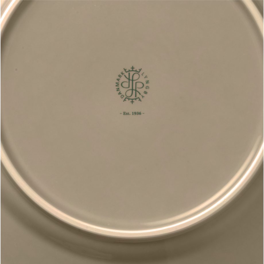 Close up Lyngby Rhombe dinerbord – Off white Porseleinen borden in Warme Aardetint