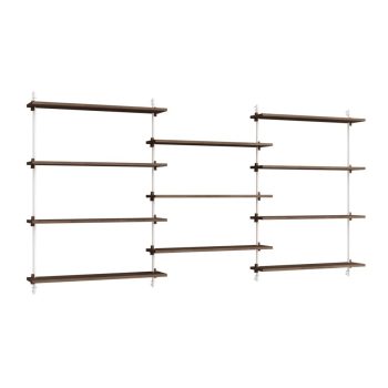 MOEBE Wall Shelving modulair wandrek in gerookt eikenhout met wit metalen bevestiging. Flexibel en minimalistisch Scandinavisch design, perfect voor stijlvolle en functionele opbergruimte in woon- en werkruimtes