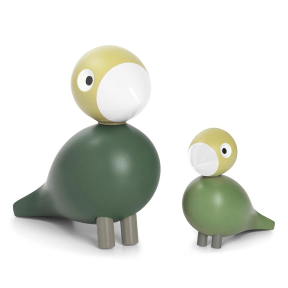 Set van twee Kay Bojesen houten vogels, Songbirds Liv & Lykke, in groene tinten. Tijdloos Scandinavisch design, handgeschilderd en perfect als decoratief accessoire of cadeau