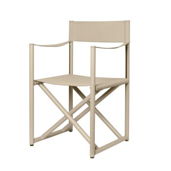 Voya Folding tuinstoel van Ferm Living in Cashmere beige kleur, vouwstoel met textiel zitting en rugleuning — elegant en functioneel voor binnen en buitengebruik