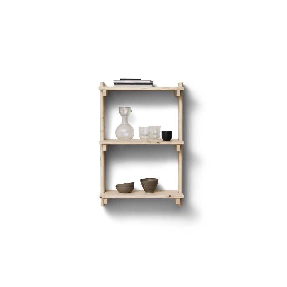 Form & Refine Beam wandrek met 3 planken gevind met karaf, borden en schalen