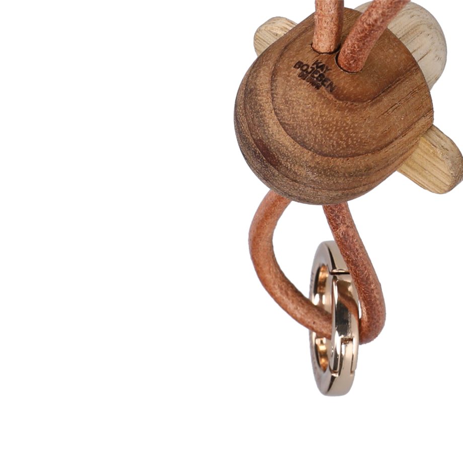 Detail Kay Bojesen design Monkey sleutelhanger Aapje met leren koord