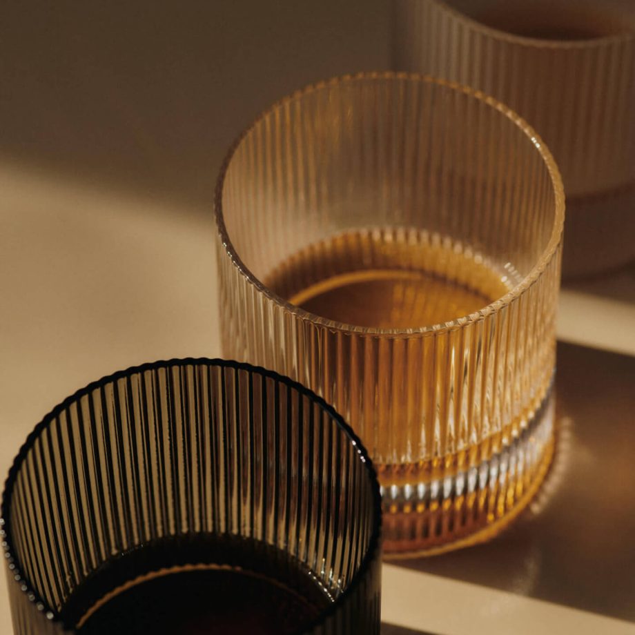Close up Ripple Whiskeyglas van Ferm Living