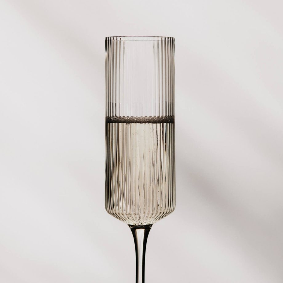 Stijlvolle Ferm Living Ripple champagneglazen in helder glas