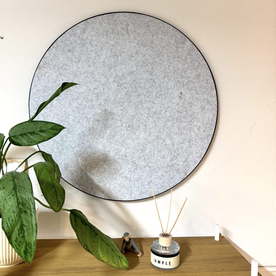 Ronde Gejst Retell prikbord grijs showroom